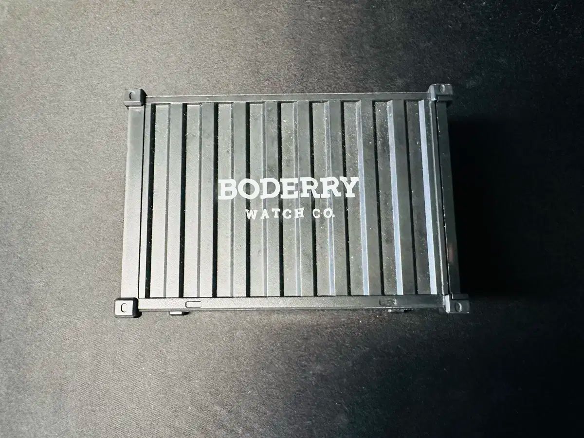 Boderry ボーダリー カーキフィールド チタン クォーツ 時計