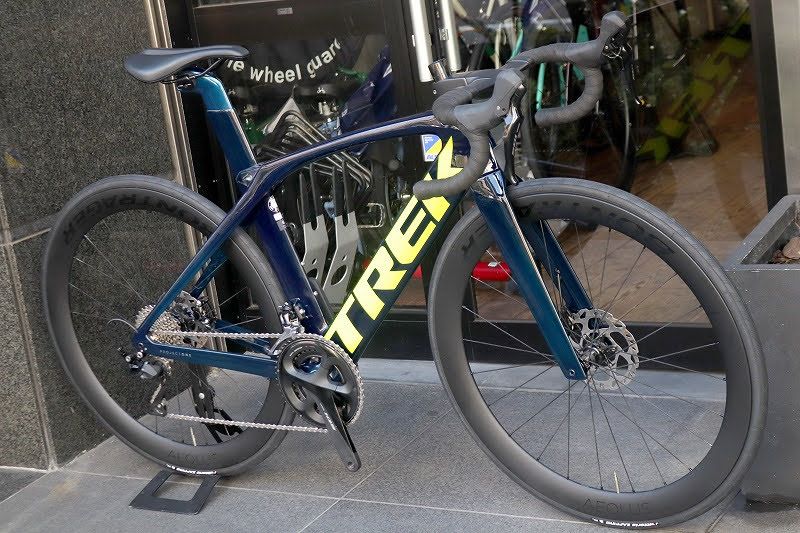 TREK MADONE SLR DISC 52サイズ/純正ハンドル・サドル付き TREK MADONE SLR DISC 52サイズ/純正ハンドル・サドル付き TREK MADONE