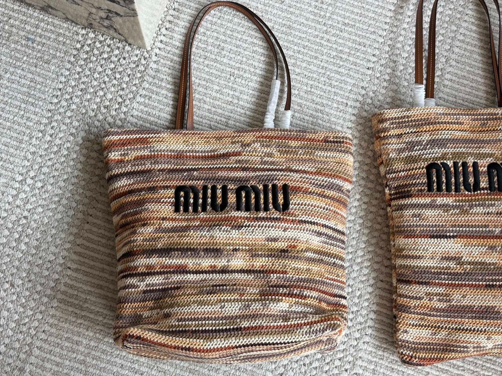 今日特価】MIU MIU サマーライミテッド ラフィアビーチバッグ（S