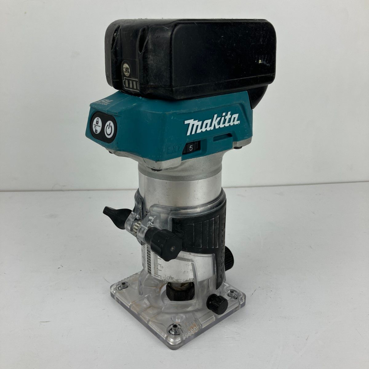 ЗЗMAKITA マキタ 18v 充電式トリマー バッテリーx1 ガイド付 RT50D ブルー