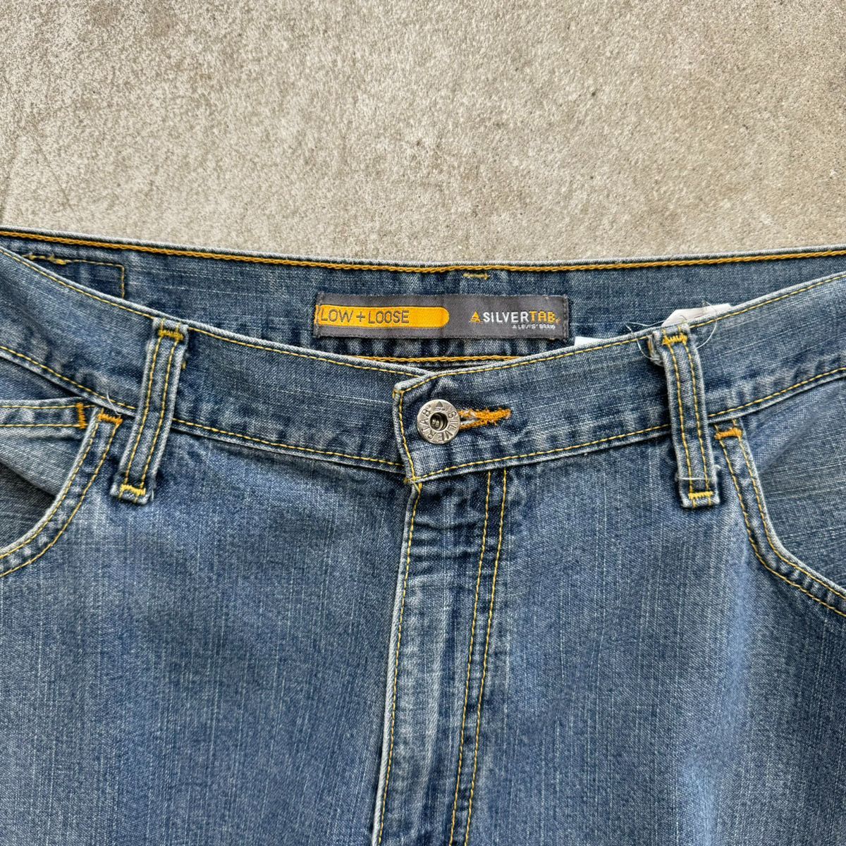シルバータブ ロウ ルーズ リーバイス デニムパンツ ジーンズダメージグランジ. 00s Levi\u0027s リーバイス シルバータブ LOW＋LOOSE ロー ルーズ デニム