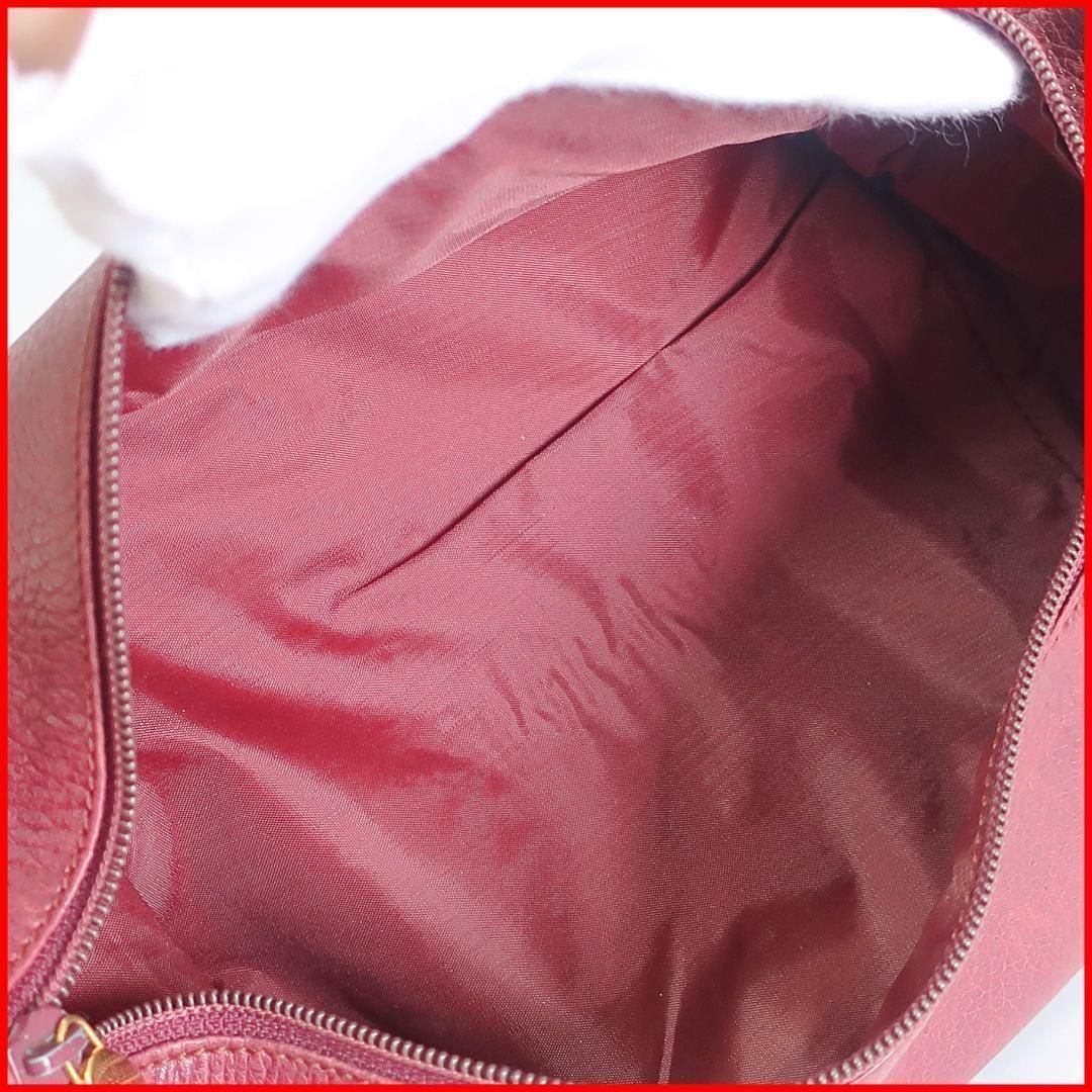 pouch マストライン