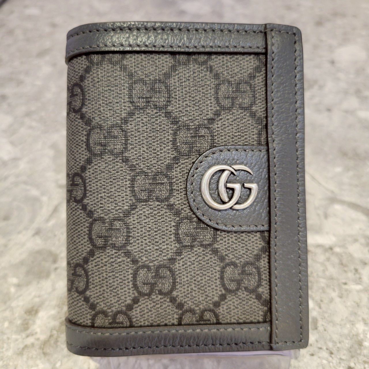 グッチ GUCCI GGマーモント PVC×レザー コンパクトウォレット グレー