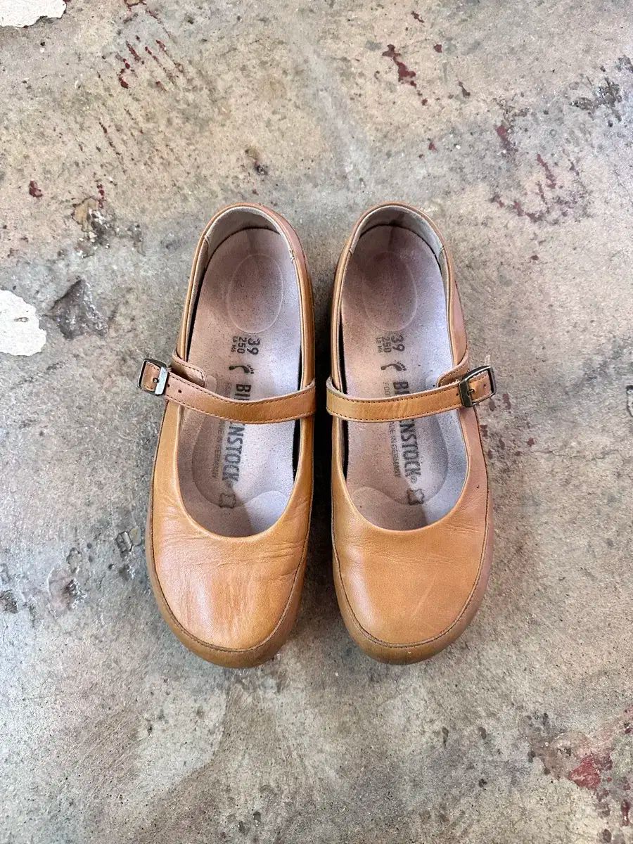 BIRKENSTOCK LISMORE ストラップ フラット