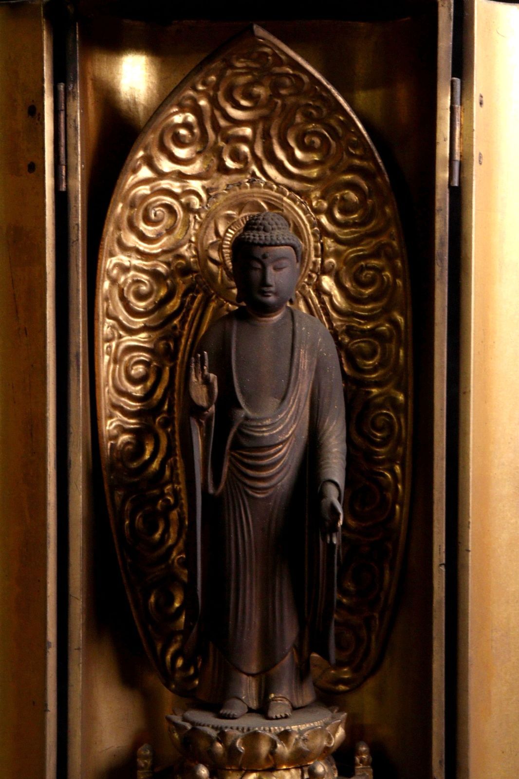 時代 木彫 阿弥陀如来立像 厨子入 41.5cm 鍍金 仏像 仏教美術 唐