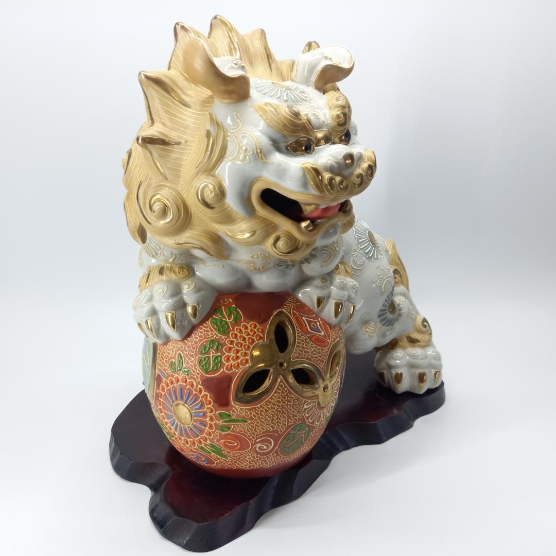 九谷焼 玉乗り 白獅子 色絵 魔除け 開運招福 縁起物 聖獣 邪気払い 九谷五彩 28㎝ WWW_OLIVIERBERNSTEIN_COM