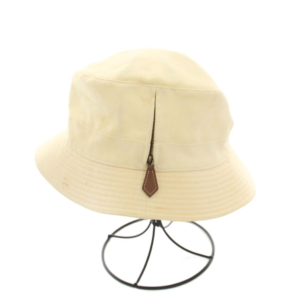 バケットハット