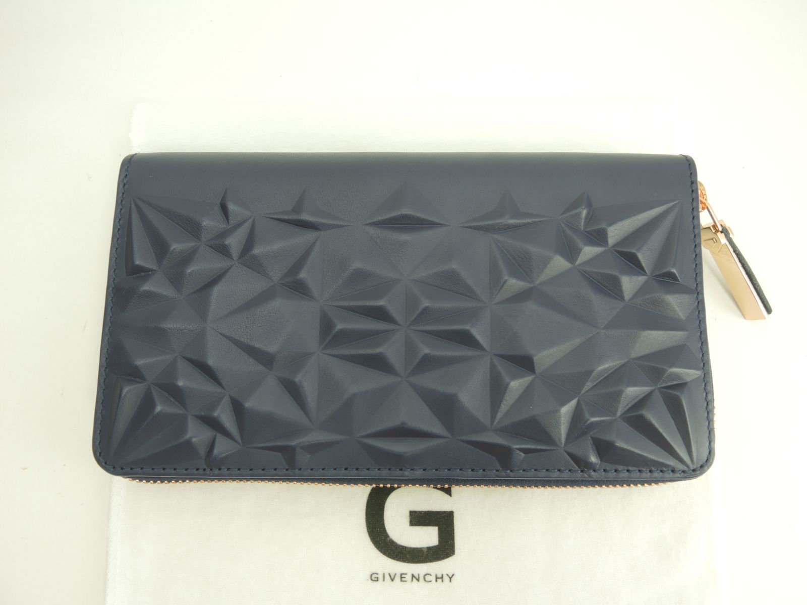 希少 新品 GIVENCHY ジバンシー ガンチーニ オーストリッチ型押 長財布 希少 新品 GIVENCHY ジバンシー ガンチーニ オーストリッチ型押