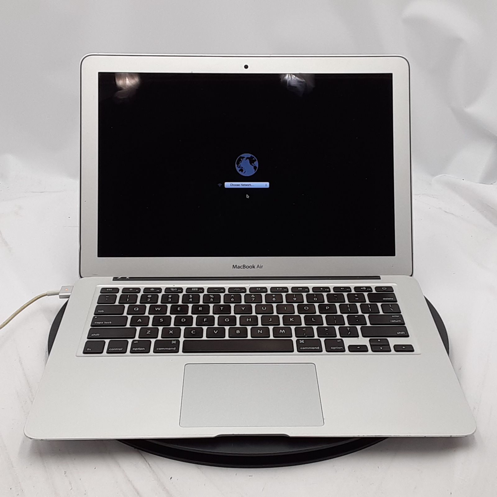 MacBook Air 13inch 2015 動作ジャンク ☆ジャンク☆ Apple MacBook Air (13インチ, Early 2015) [Core