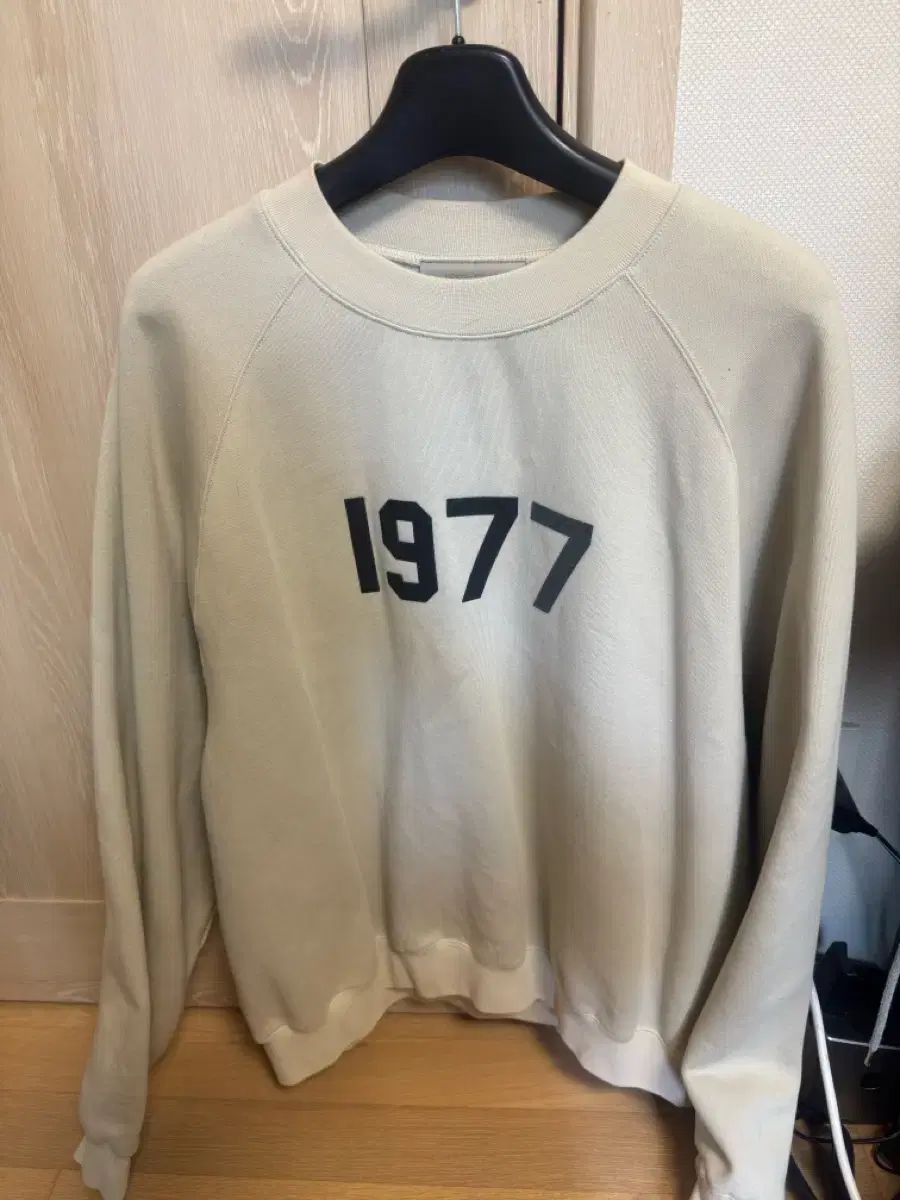 FEAR OF GOD フィアオブゴッド ESSENTIALS エッセンシャルズ スウェット マン L