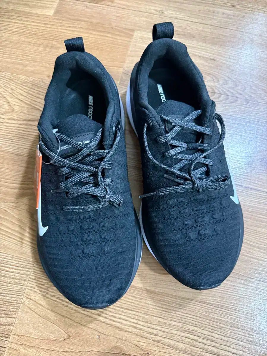 NIKE ナイキ インフィニティラン 4 黒 265