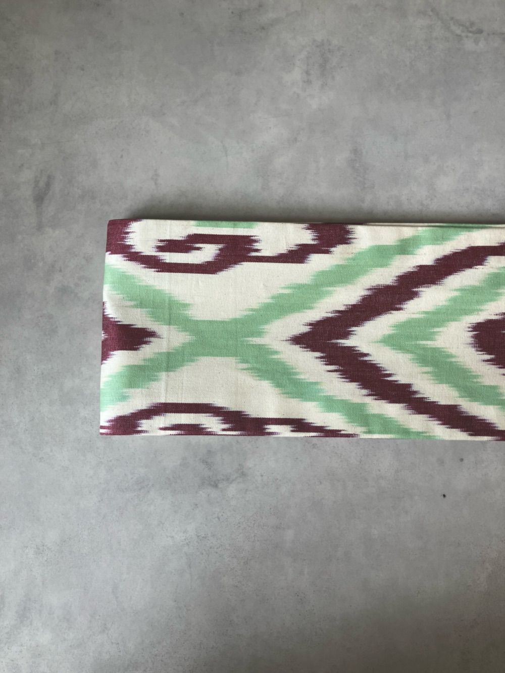 グリーン×バーガンディ