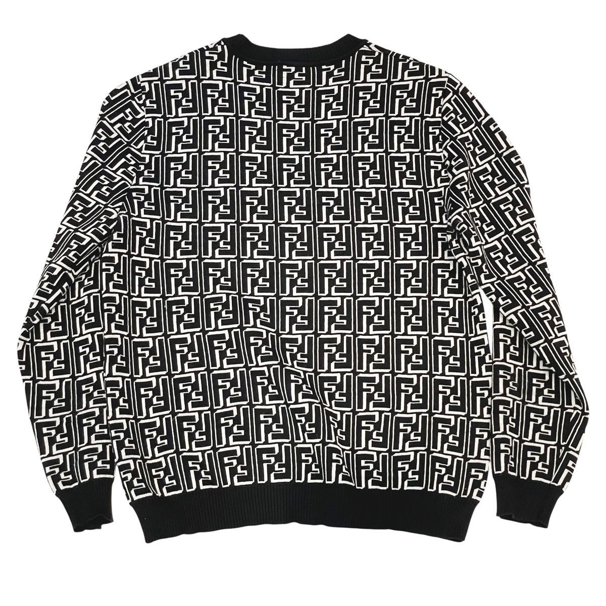 中古】 Fendi フェンディ FF柄長袖ニットセーター 白黒 クルーネック