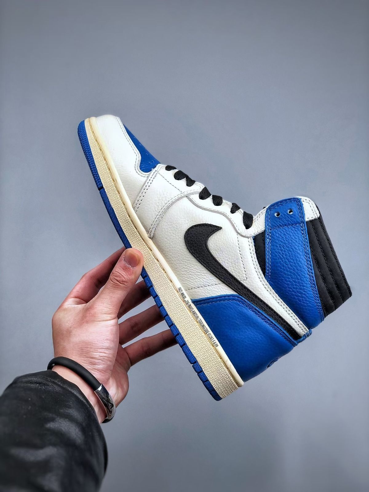 Jordan 1 Retro OG x Travis Scott Fragment High