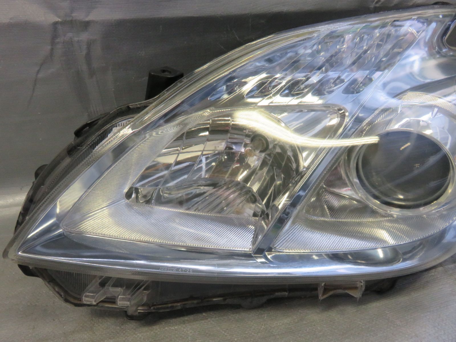 ☆STD5955/点灯OK トヨタ プリウス ZVW30 ZVW35 前期 純正 ハロゲン