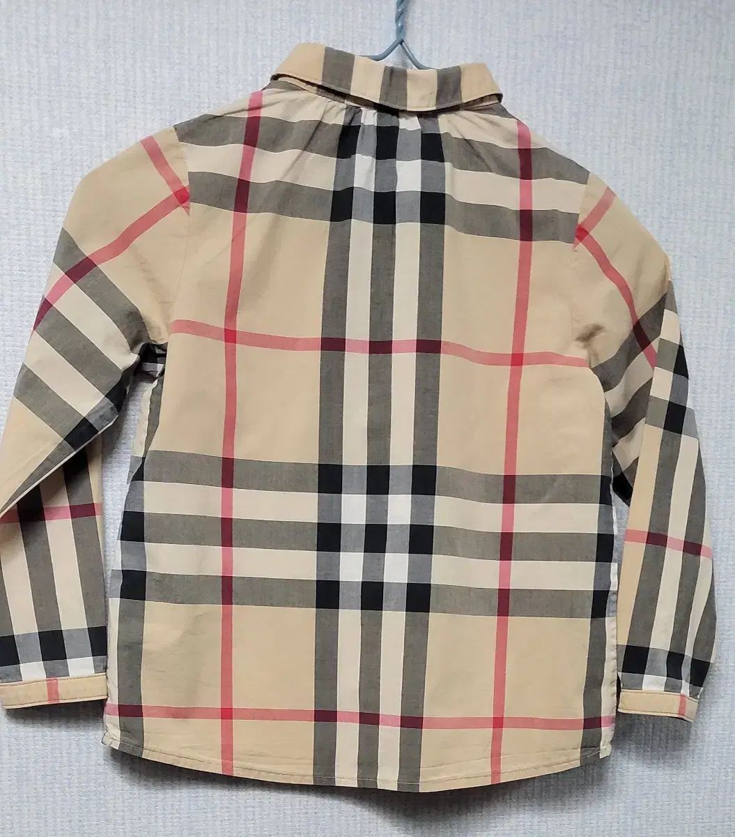 BURBERRY|バーバリー キッズ チェックシャツ 12Y BURBERRY(バーバリー ) 子供 チェック シャツ 6Y - メルカリ