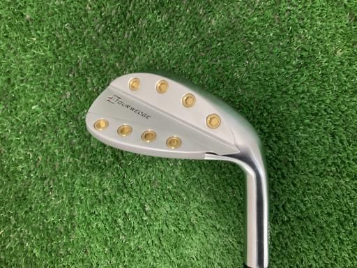 TOUR WEDGE