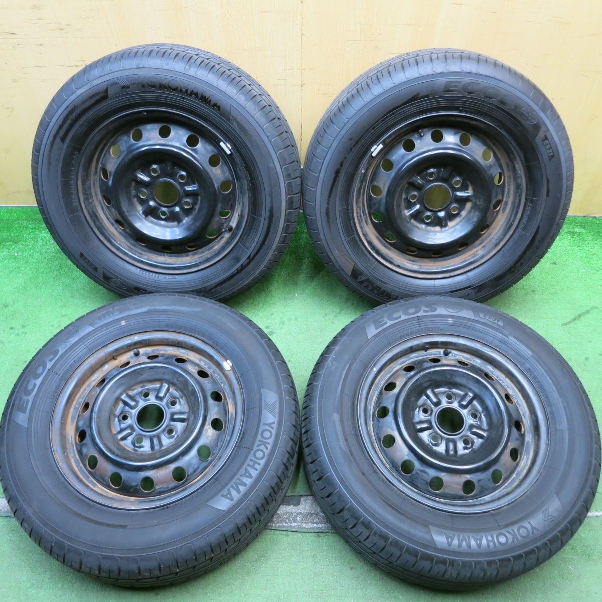 バリ溝 215/65R16 ヨコハマ ECOS 4本セット