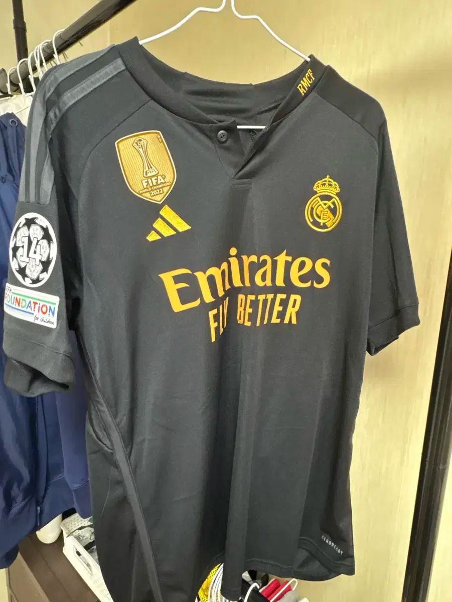 レッドブル・ザルツブルク 2025 ホーム(カップ戦用) 半袖 ユニフォーム