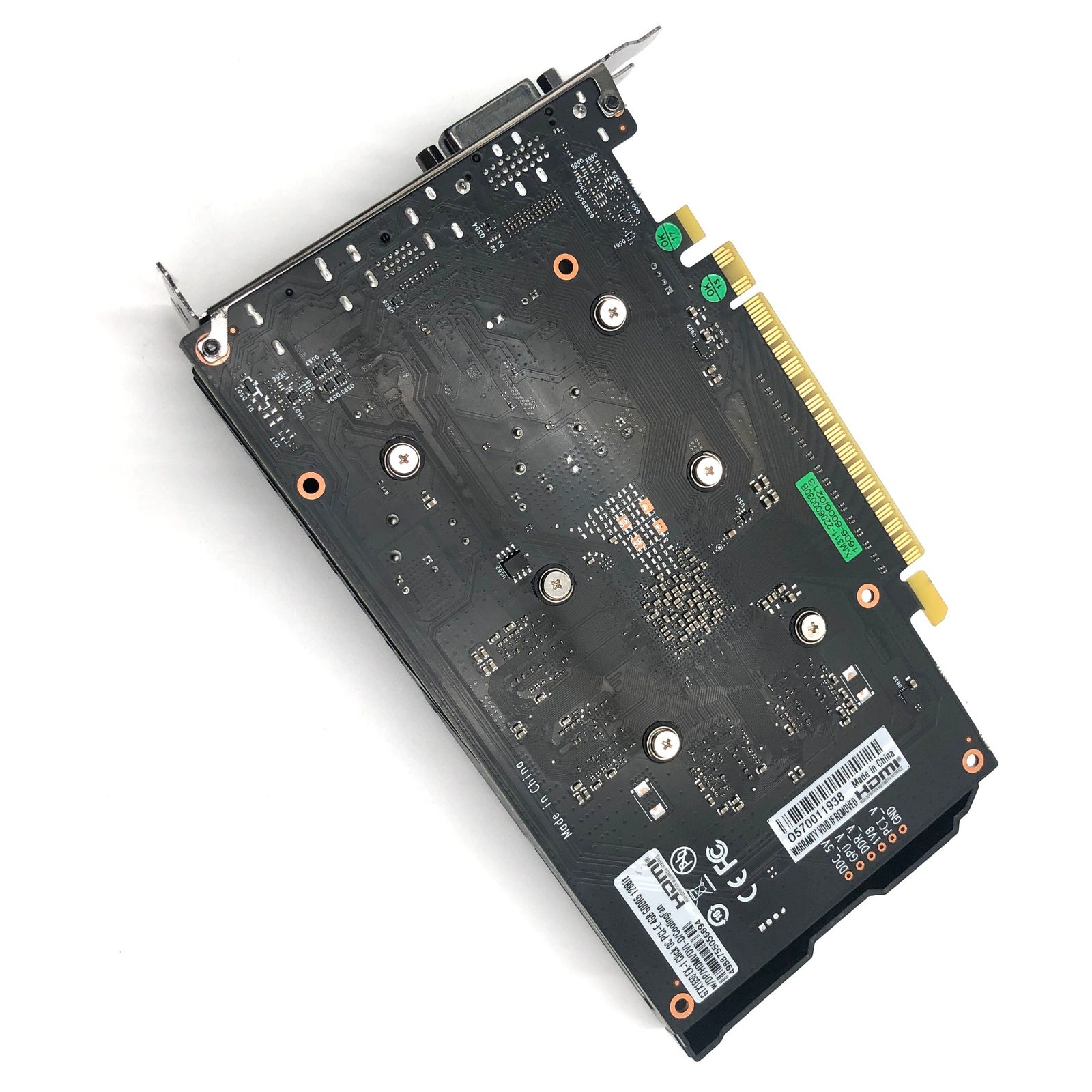 玄人志向 GF-GTX1650D6-E4GB/DF3 （玄人志向 GTX1650をGet