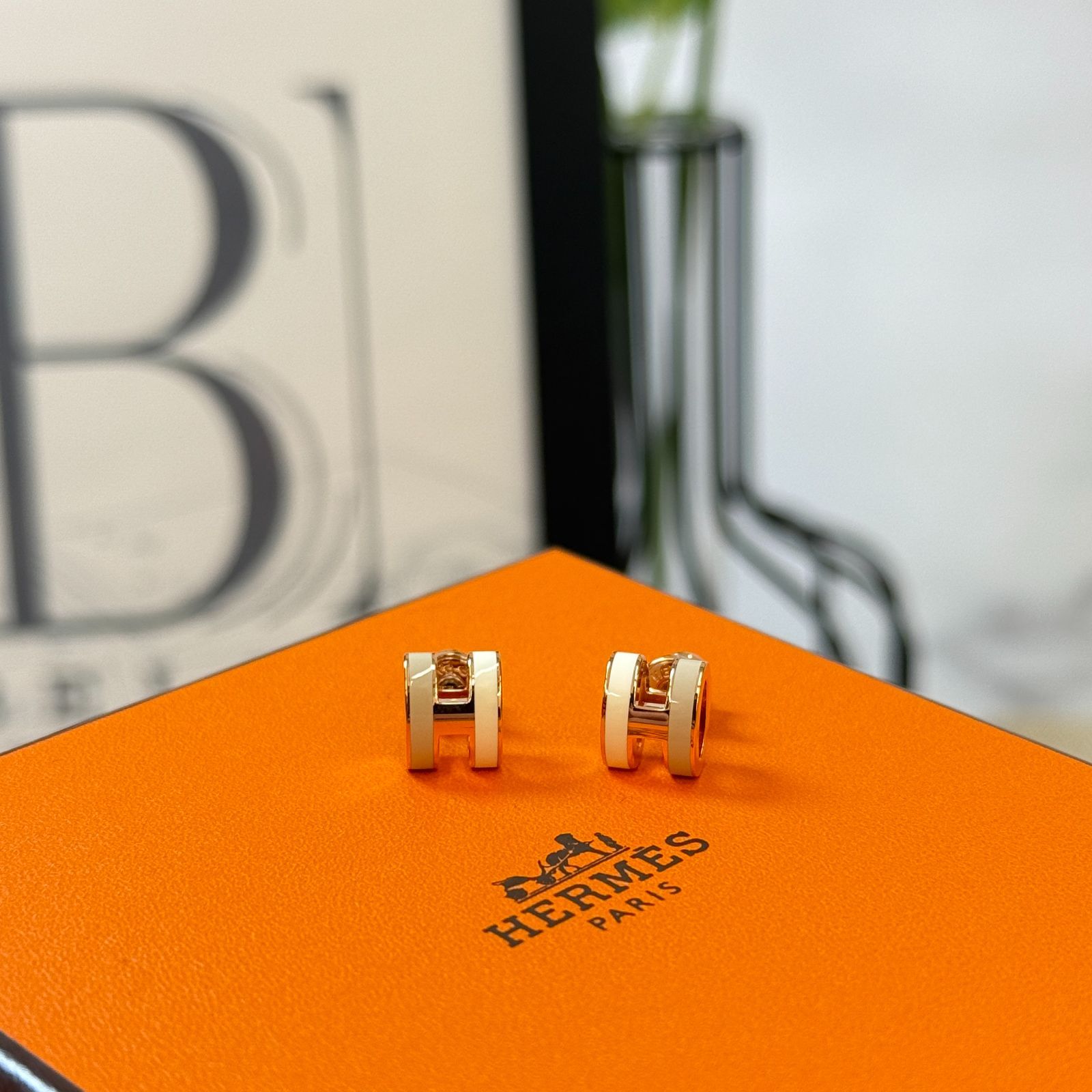 鑑定済み エルメス ミニ ポップH ロカバール ベージュ ホワイト ピンクゴールド メタル ピアス バイ