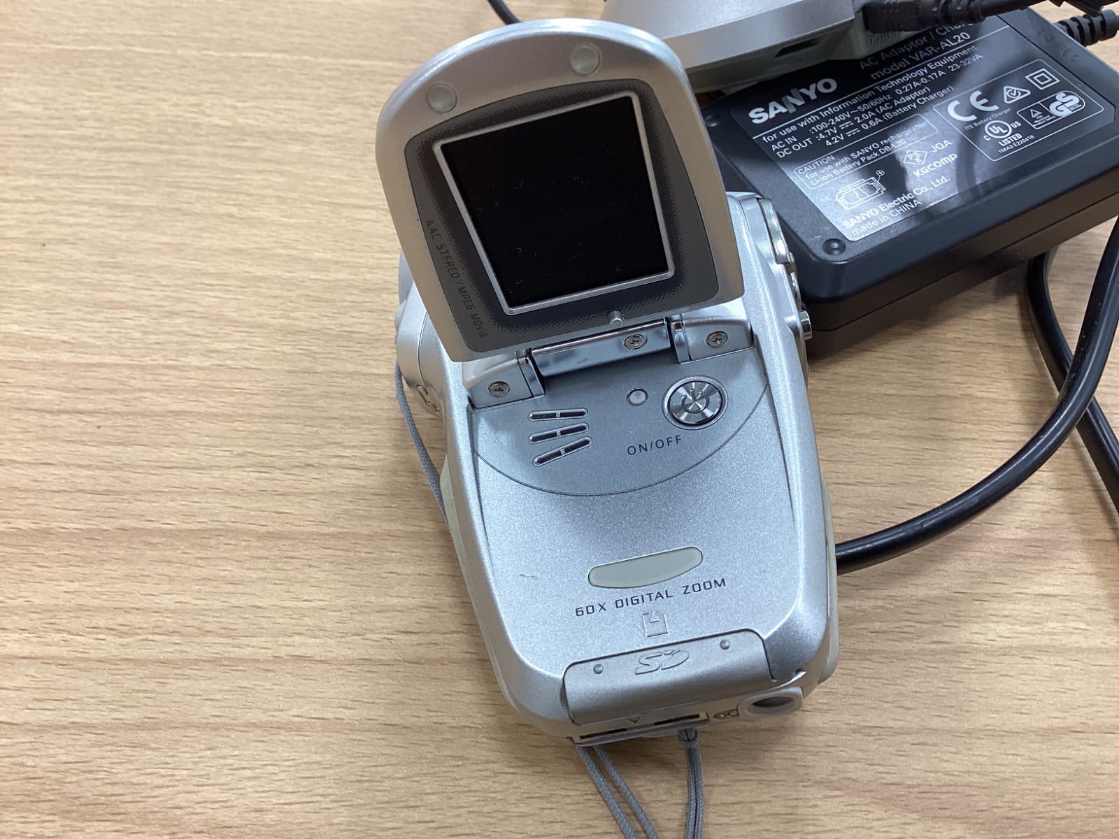 【美品】SANYO「Xacti」デジタルムービーカメラ DMX-C1 2025年最新】sanyo xacti dmx-c1の人気アイテム - メルカリ
