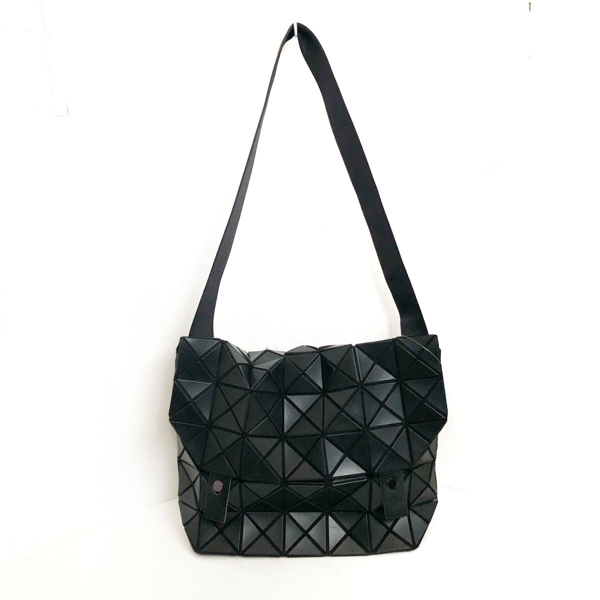 BAOBAO ISSEYMIYAKE(バオバオイッセイミヤケ) ショルダーバッグ - BB63-AG403 黒 PVC(塩化ビニール)×ポリエステル× ナイロン - メルカリ