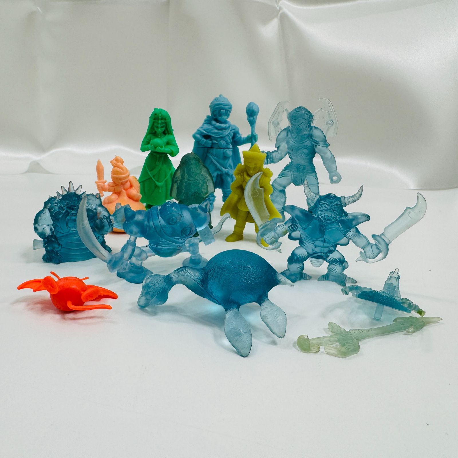 ドラゴンクエスト バンダイ　消しゴム　ガチャ　見切り 楽天市場】ドラゴンクエスト けしケシ！ ドラけし1 全12種