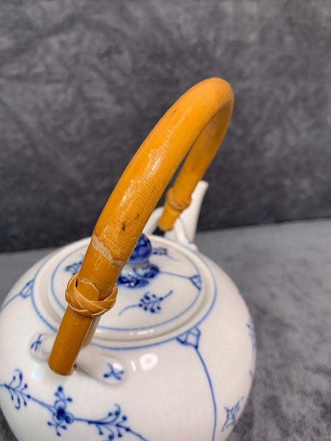 ロイヤルコペンハーゲン ブルーフルーテッド　急須、湯呑み5客セット ロイヤルコペンハーゲン ブルーフルーテッド 急須 湯呑み 5客