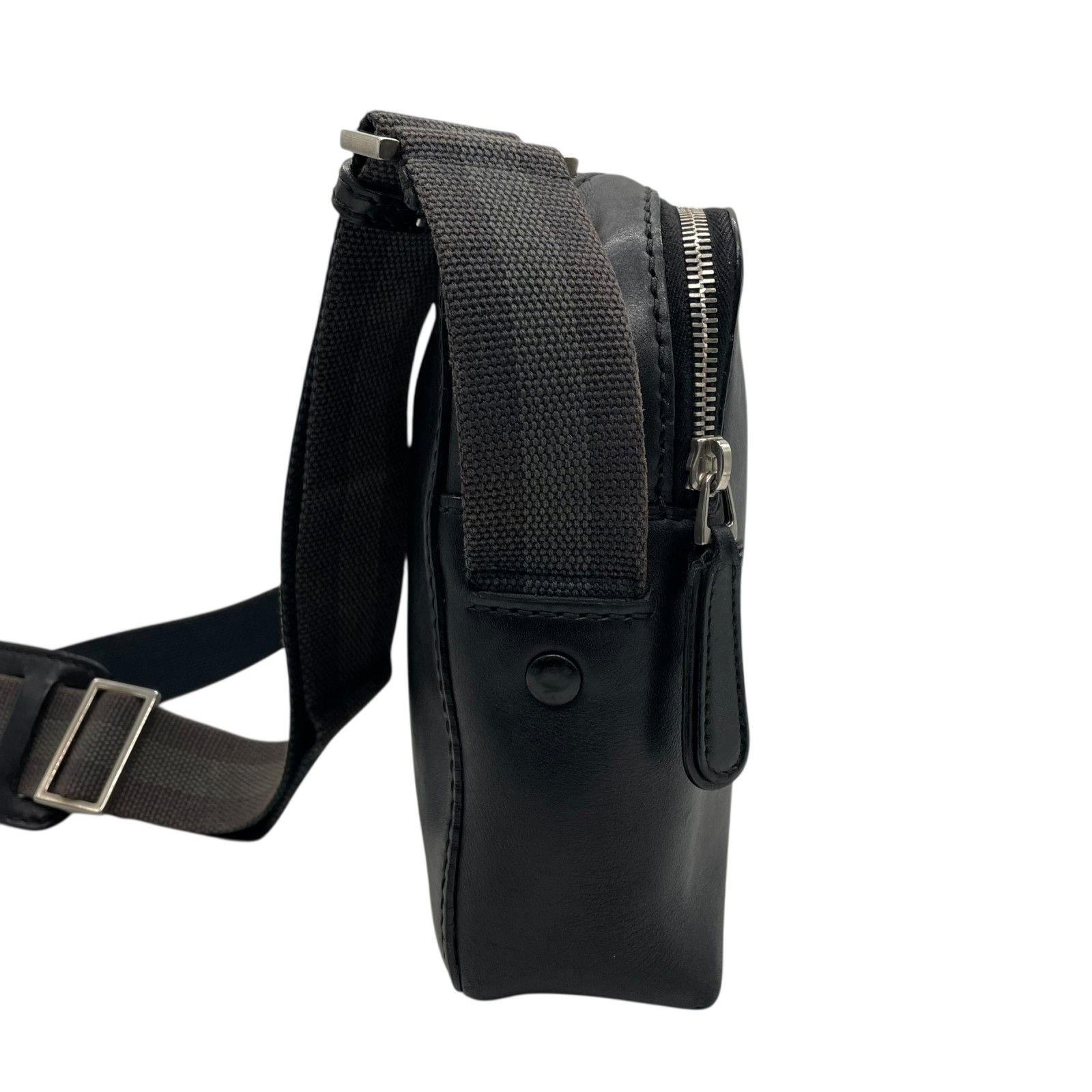 美品 GUCCI グッチ インターロッキングG ブラック 黒 シルバー金具 