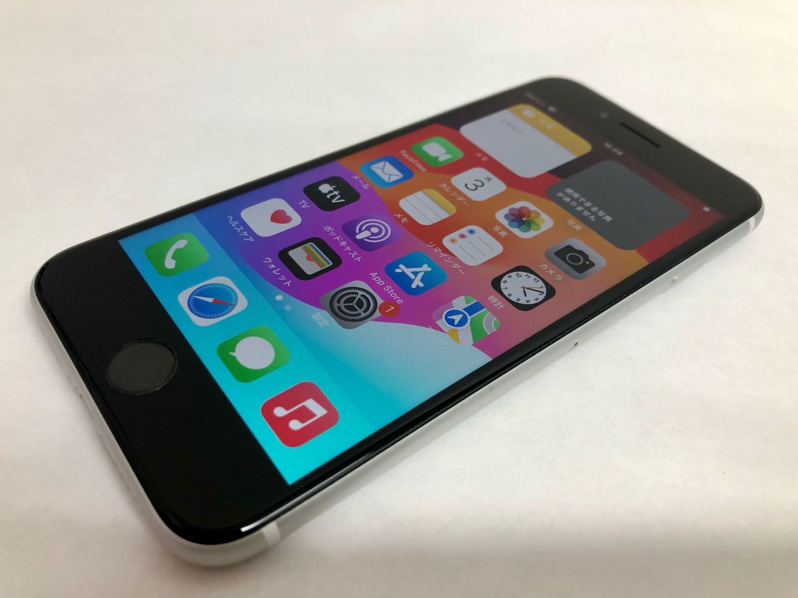 金モバ】期間限定大特価美品simフリーiPhone SE 第2世代 (SE2)/64GB 