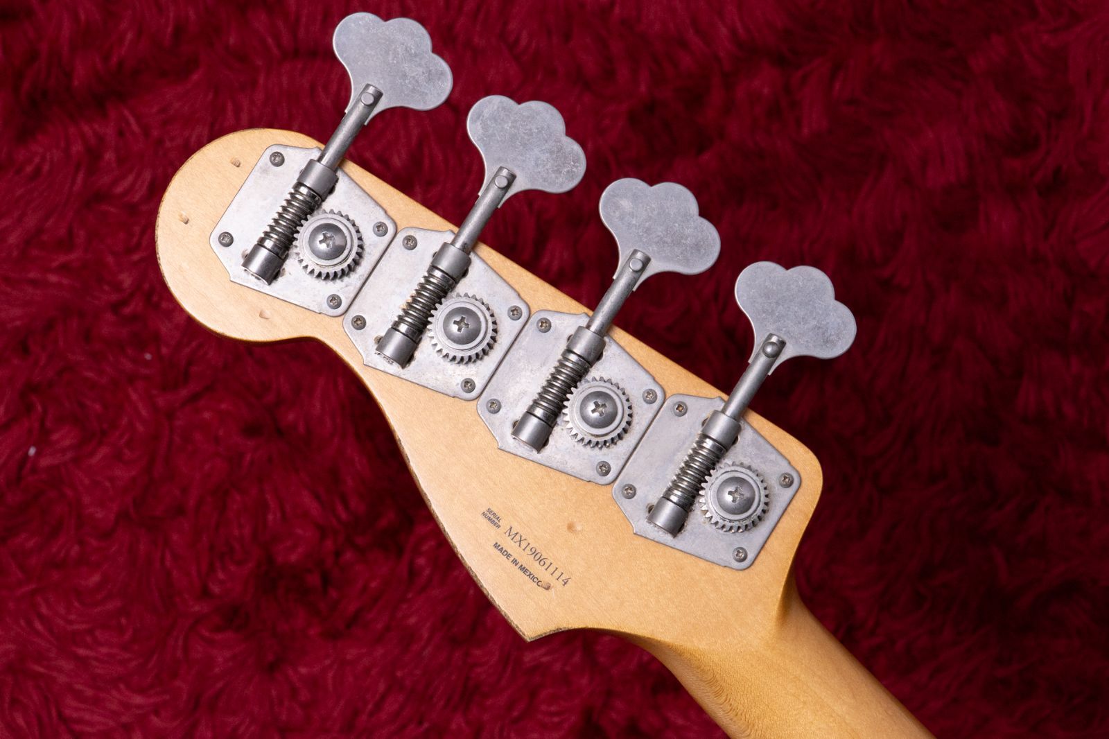 Fender |