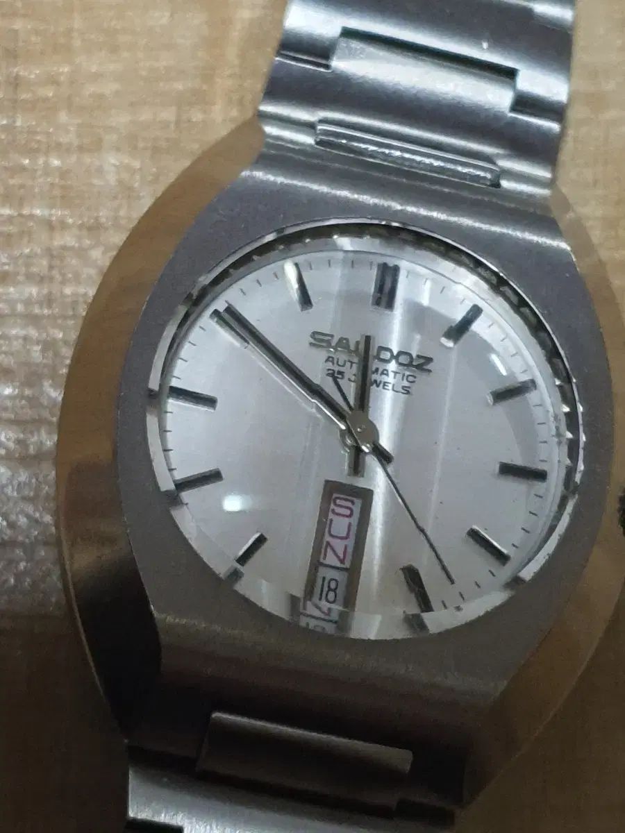  サンあんさんぶるスターズ ヴィンテージ オートマチック 時計 ベージュ系 自動巻き時計 腕時計(アナログ)