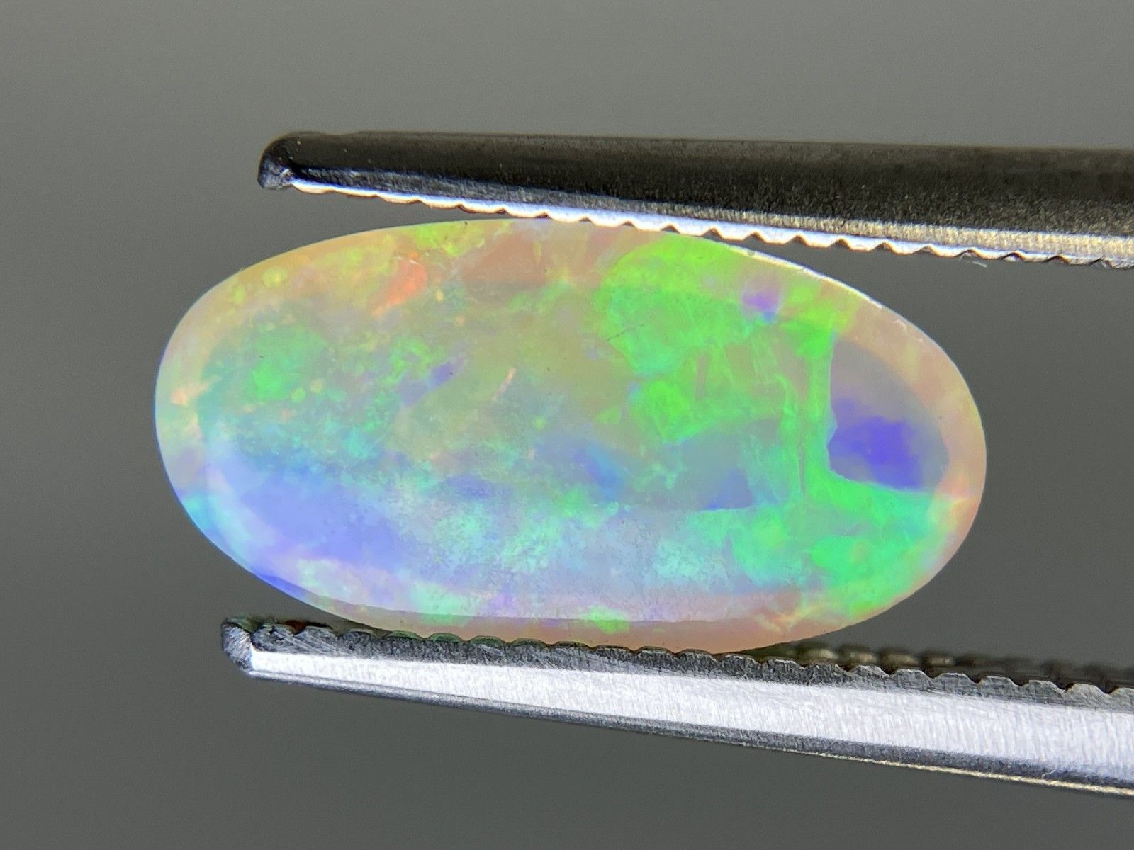 オパール 1.410ct 宝石ソーティング付き 11.9㎜×6.1㎜×3.8