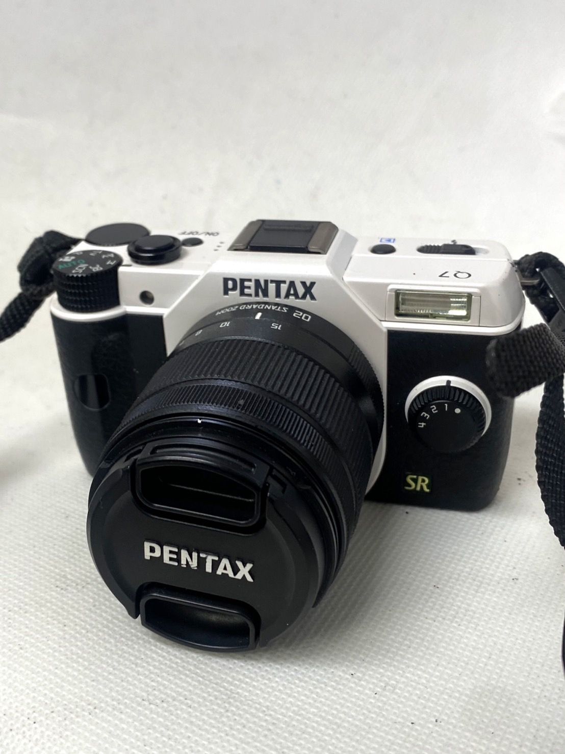 PENTAX Q7 ペンタックス ミラーレス一眼レフデジタルカメラ
