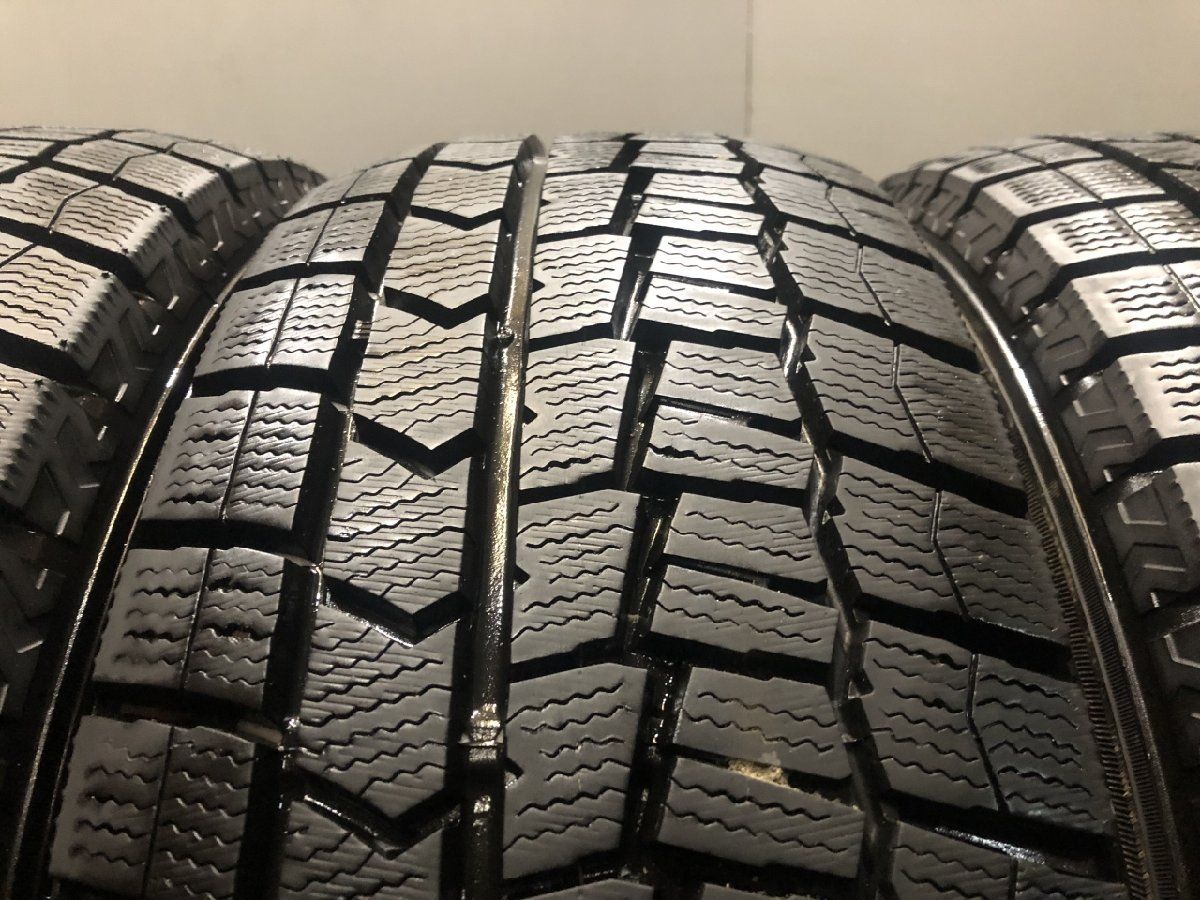 DUNLOP WINTER MAXX WM02 195/65R15 15インチ スタッドレス 4本 19年製 バリ溝 セレナ プリウス アイシス ノア等　(VTM985)