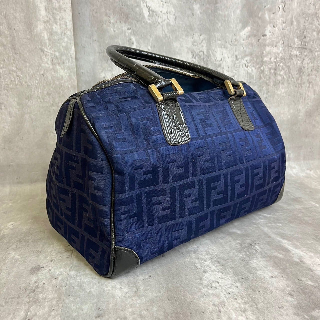 FENDI フェンディ ハンドバッグ ズッカ柄 キャンバス