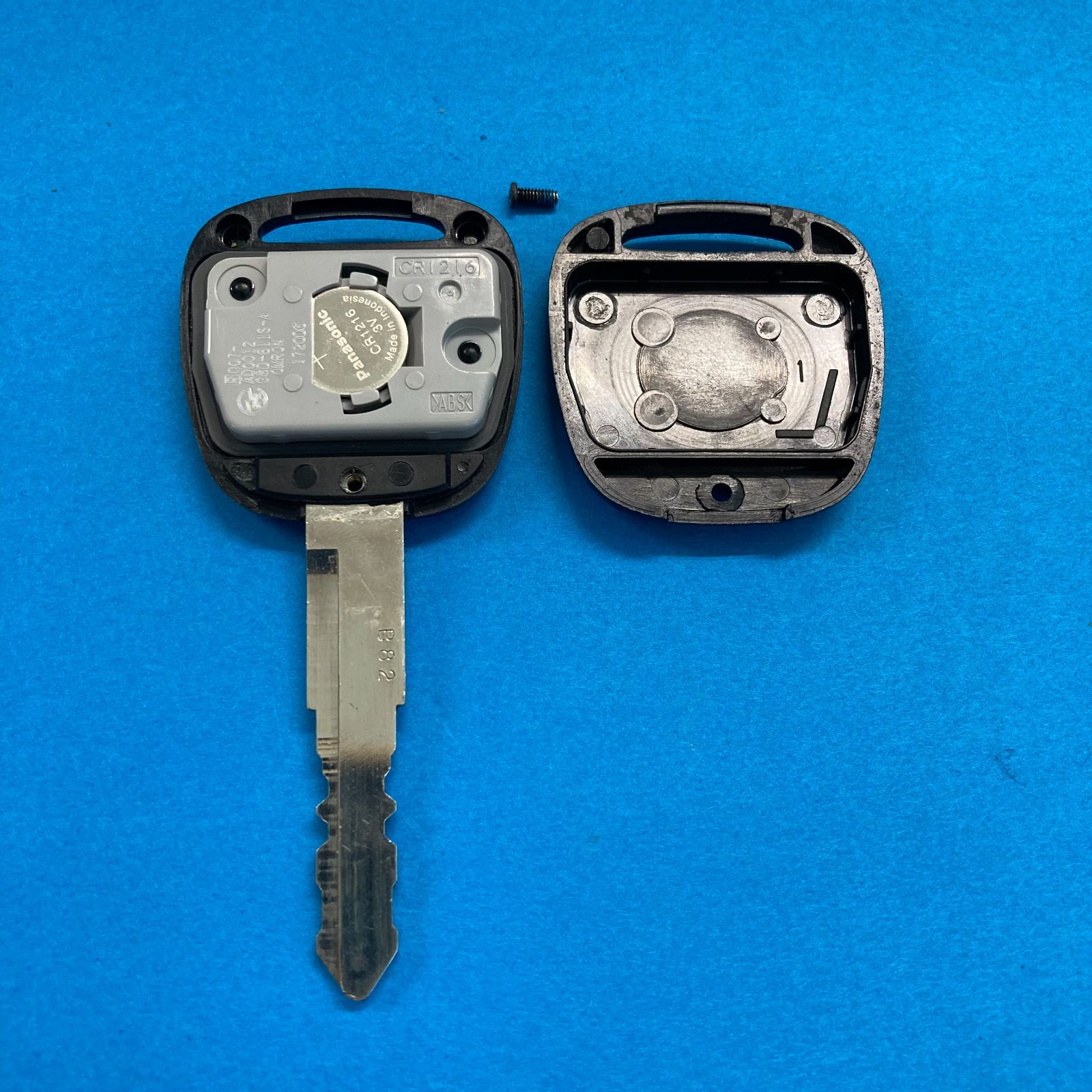 日産 NV100クリッパー DR17V 純正キーレス1ボタン 日産 キーレス
