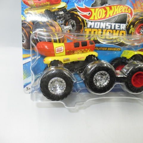 HOTWHEELSホットウィールMONSTER TRUCKSモンスタートラック２体セットフィギュア人形ぬいぐるみミニカー車OSCAR MAYERウィンナーホットドッグ