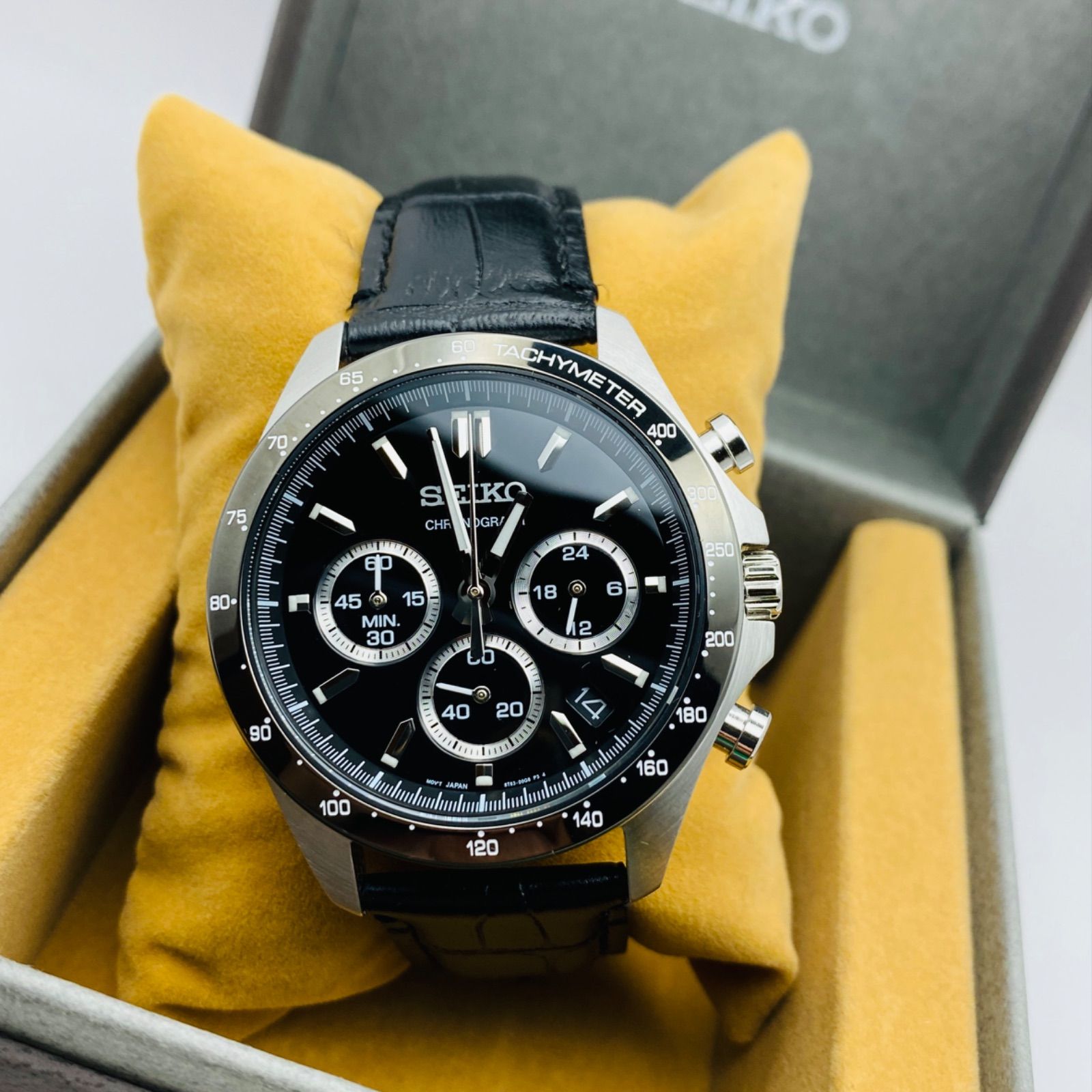 稼働品☆SEIKOセイコースピリットクオーツメンズ時計8T63箱