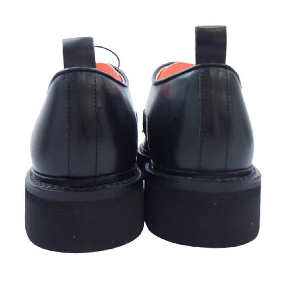 ポインテッドトゥ