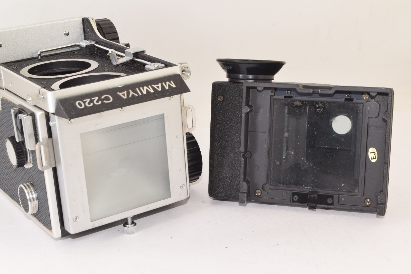 MAMIYA マミヤ C220 PROFESSIONAL ボディ ポロファインダー 二眼レフ