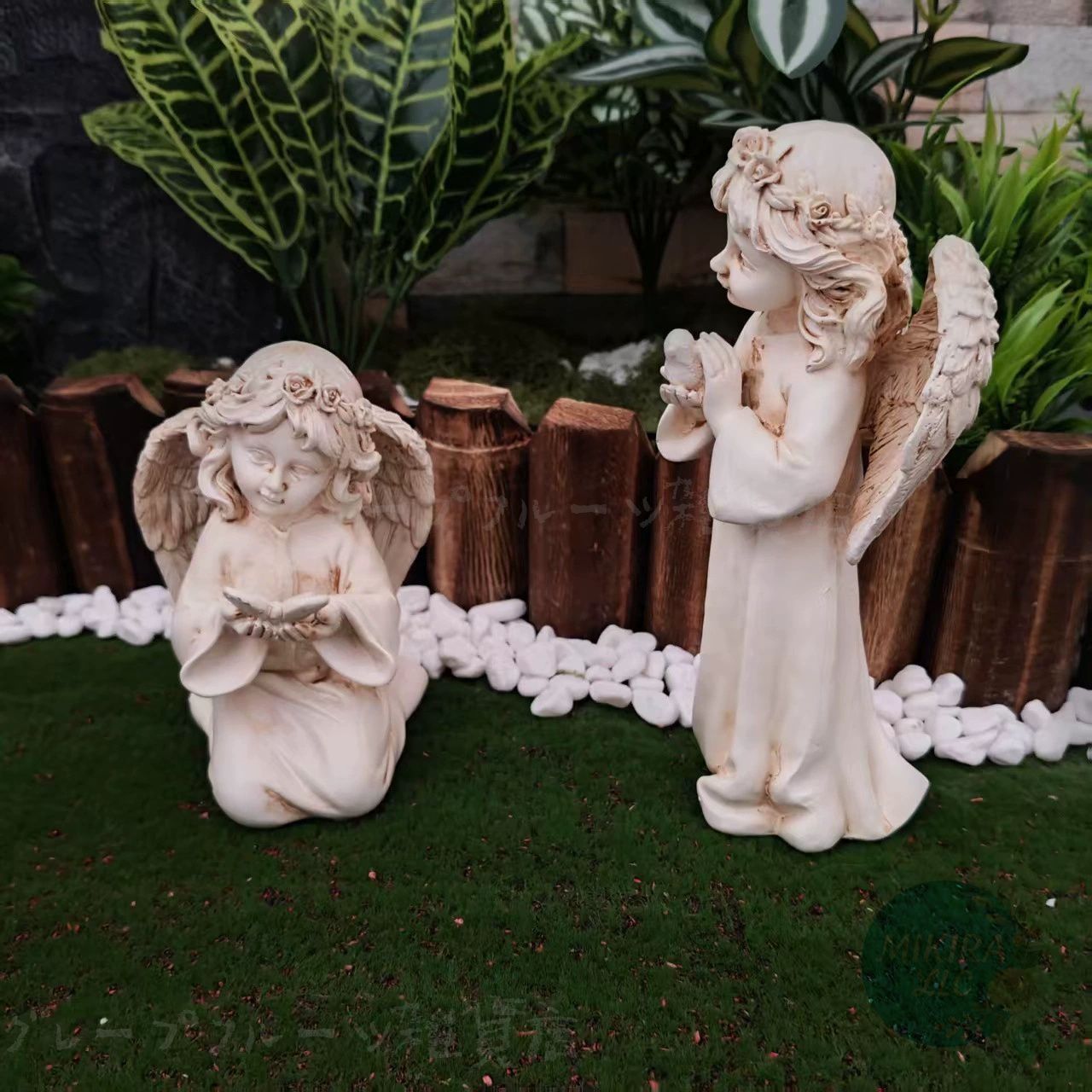 新品・未使用】 羽根付き天使像 レジン工芸品 欧風玄関 庭園装飾