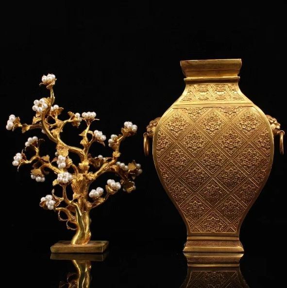 中国古美術・旧藏純銅製鎏金招財運樹の花瓶・真珠を象嵌・置物 中国古美術・旧藏純銅製鎏金招財運樹の花瓶・真珠を象嵌・置物