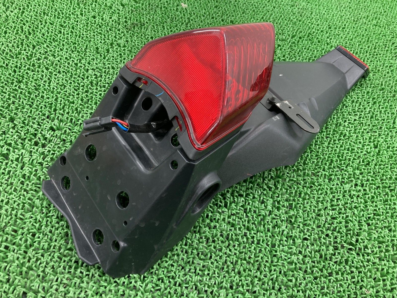 Dトラッカー KLX250 リアフェンダー 35019-0056 カワサキ 純正 バイク