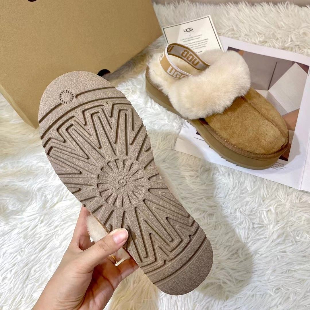 UGG FUNKETTE アグ レディース ムートン 厚底 スリッパ サンダル 箱付 ...