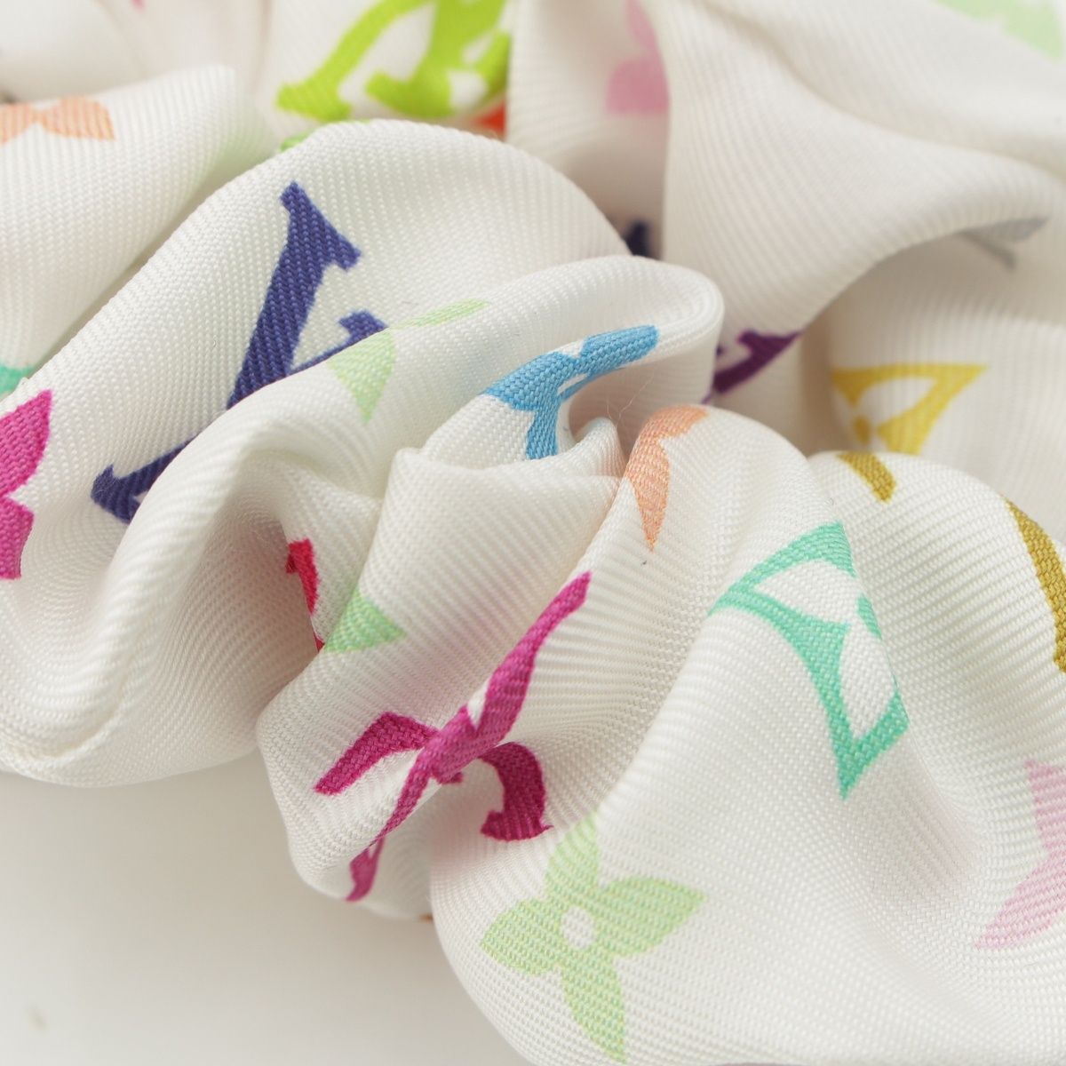 シルク モノグラム