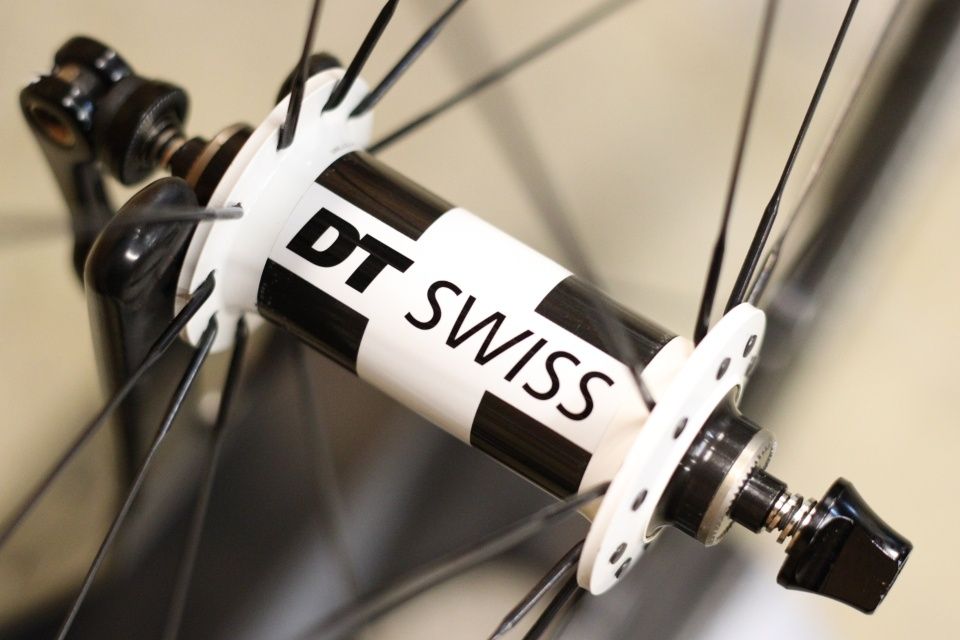 ファストフォワード F4R フロントホイール DTハブ