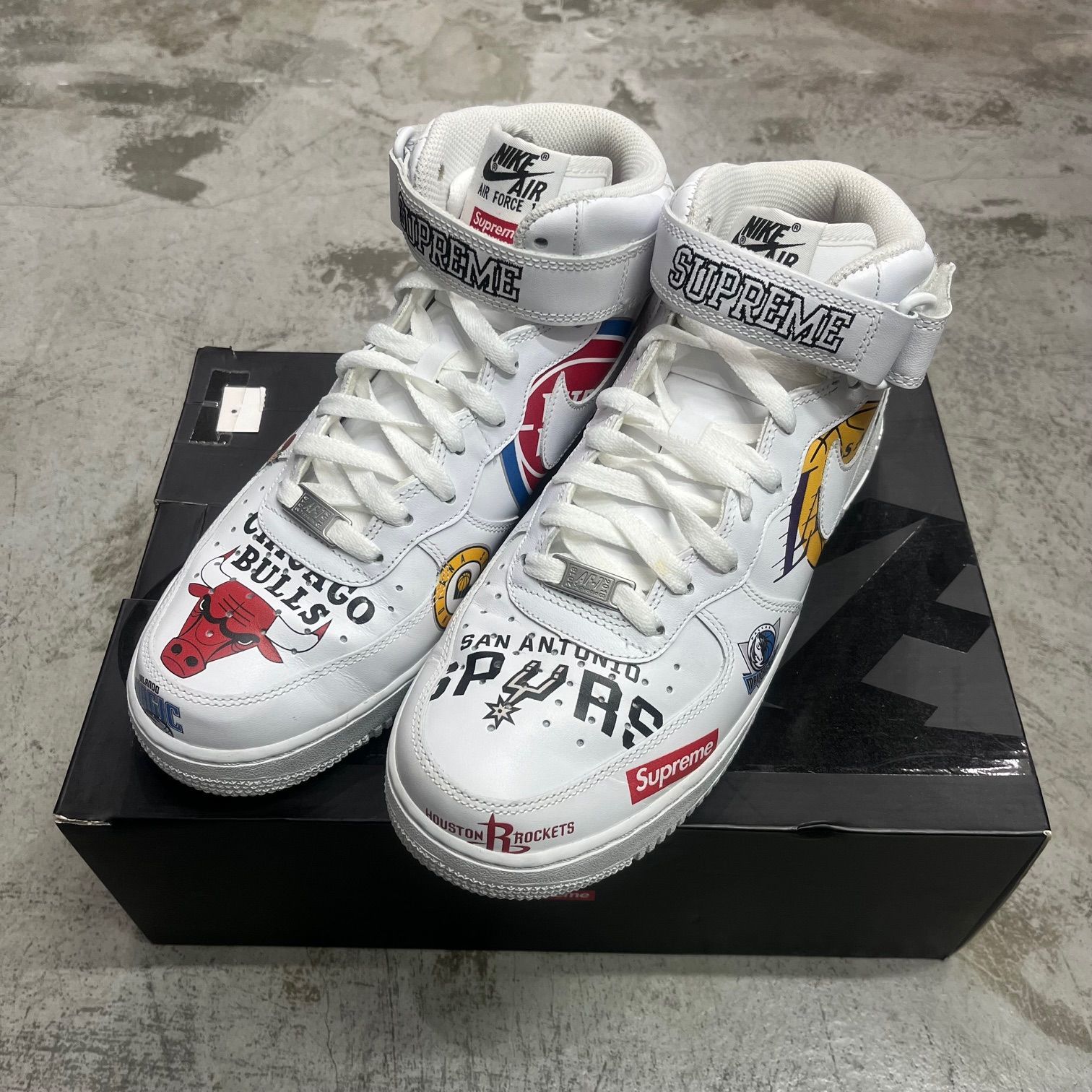 Supreme × NBA × Nike Air Force 1 Mid 