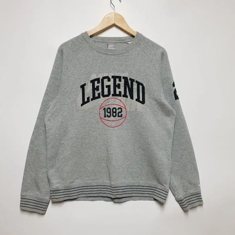 Nike(ナイキ） 裏起毛 パーカー XL
